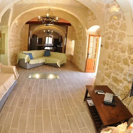 Mikiel U Rosa Farmhouse With Large Private Pool Dom wakacyjny