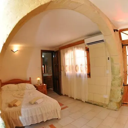 Mikiel U Rosa Farmhouse With Large Private Pool * Zebbug (Gozo)