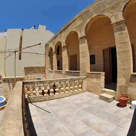 Dom wakacyjny Mikiel U Rosa Farmhouse With Large Private Pool Zebbug (Gozo)