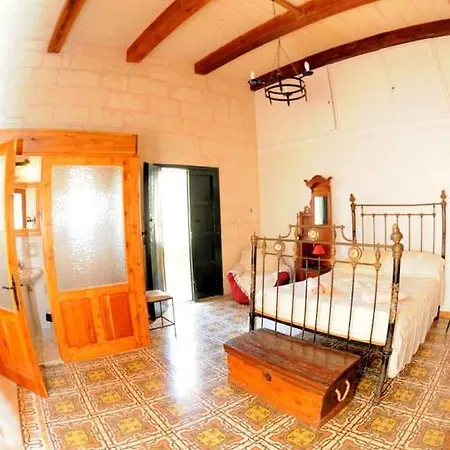 Mikiel U Rosa Farmhouse With Large Private Pool Dom wakacyjny Zebbug (Gozo)