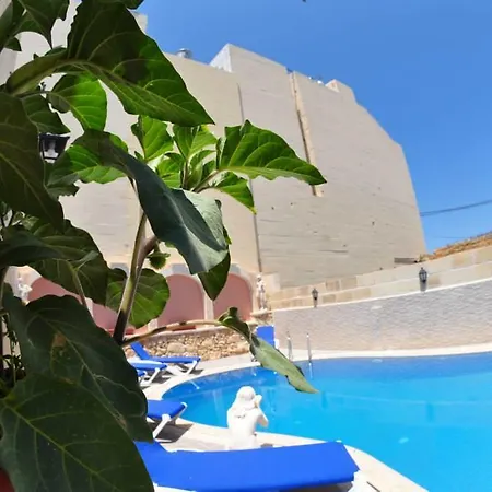 Dom wakacyjny Mikiel U Rosa Farmhouse With Large Private Pool Zebbug (Gozo)