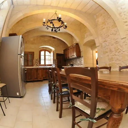 Mikiel U Rosa Farmhouse With Large Private Pool Dom wakacyjny