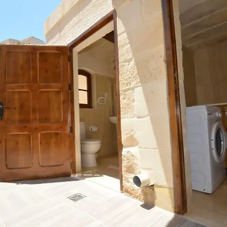 Dom wakacyjny Mikiel U Rosa Farmhouse With Large Private Pool