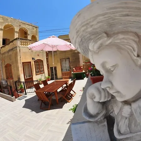 Mikiel U Rosa Farmhouse With Large Private Pool Zebbug (Gozo)