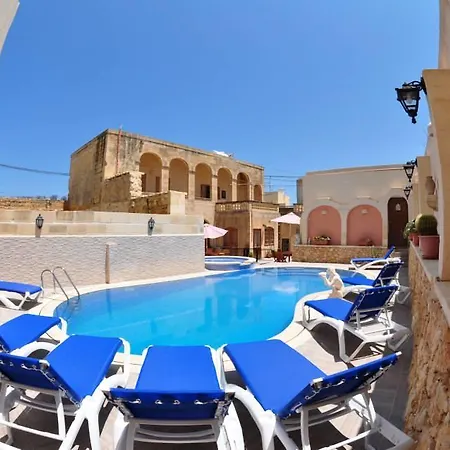 Mikiel U Rosa Farmhouse With Large Private Pool